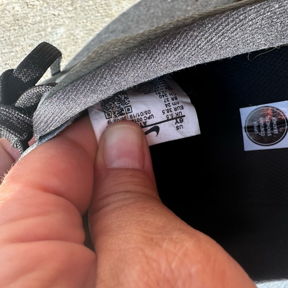 Nike Mercurial Indoor soccer futsal shoes - Picture 4 of 6